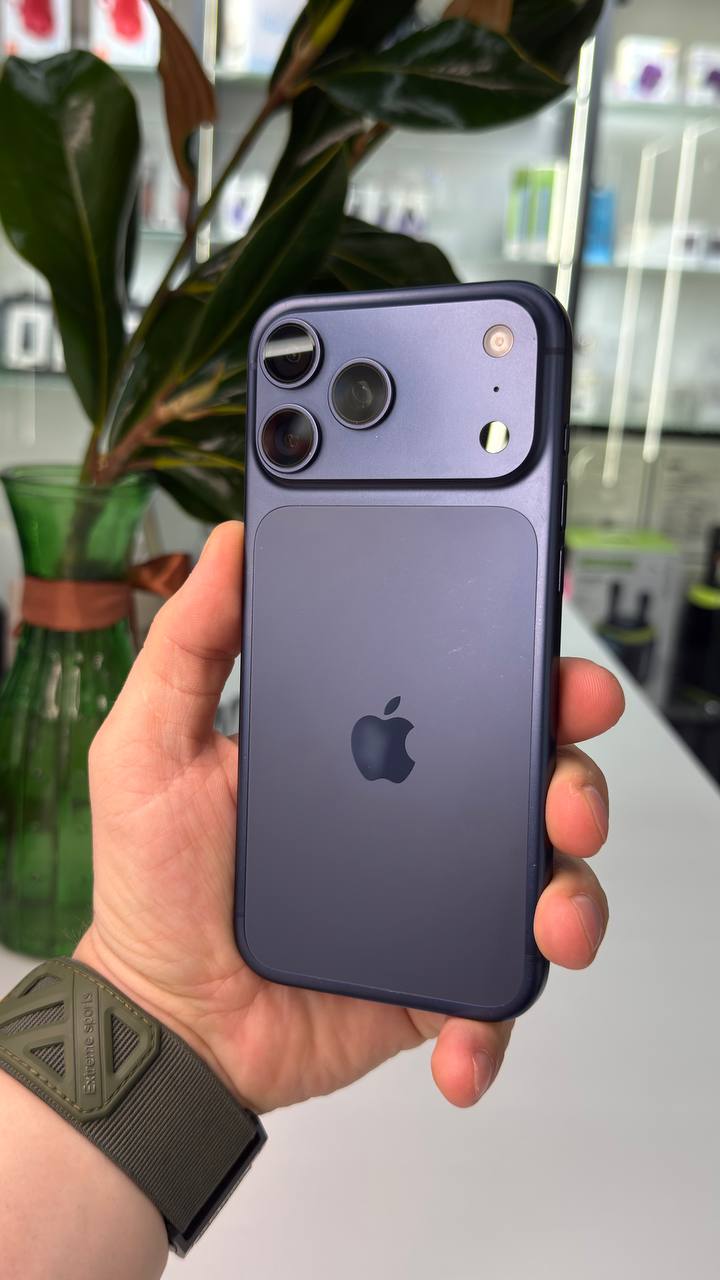 iPhone 17 Pro Max Deep Blue 512GB (Б/У) eSim Без RuStore