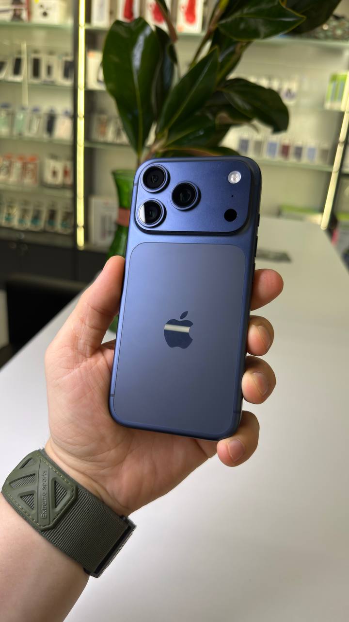 iPhone 17 Pro Deep Blue 256GB (Б/У) Без RuStore